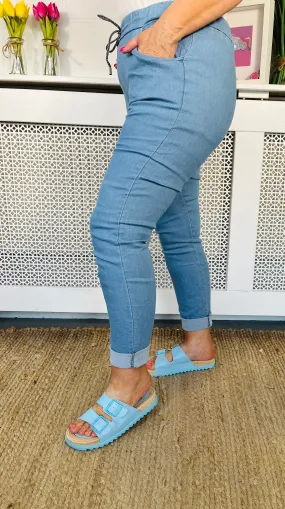 Dina Magic Jeans - Light Denim