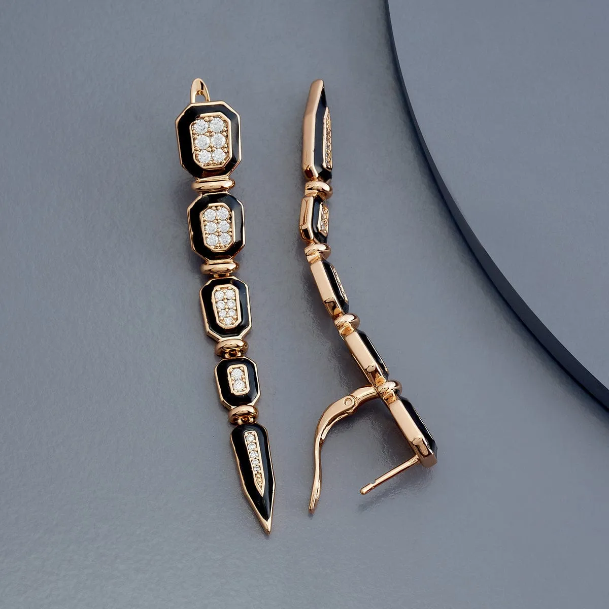 Trendy Earring 179448