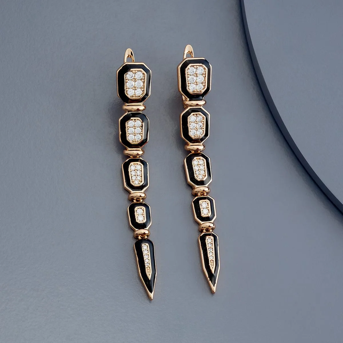 Trendy Earring 179448